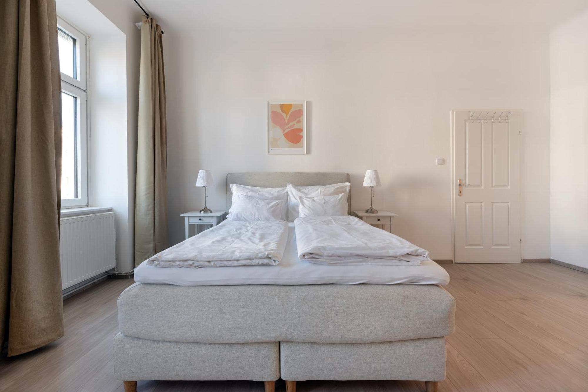 Studio Apartment Near University Вена Экстерьер фото