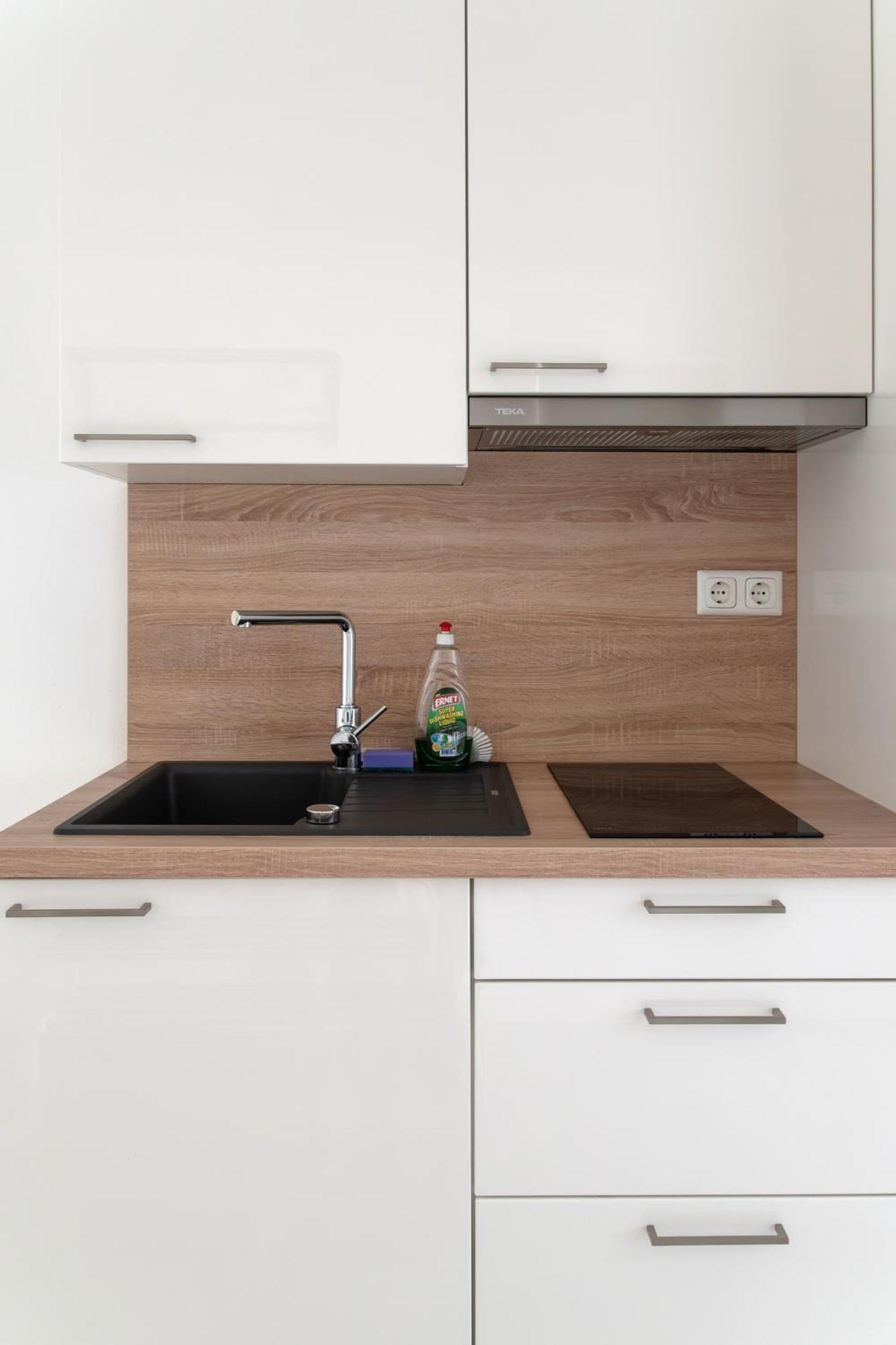 Studio Apartment Near University Вена Экстерьер фото