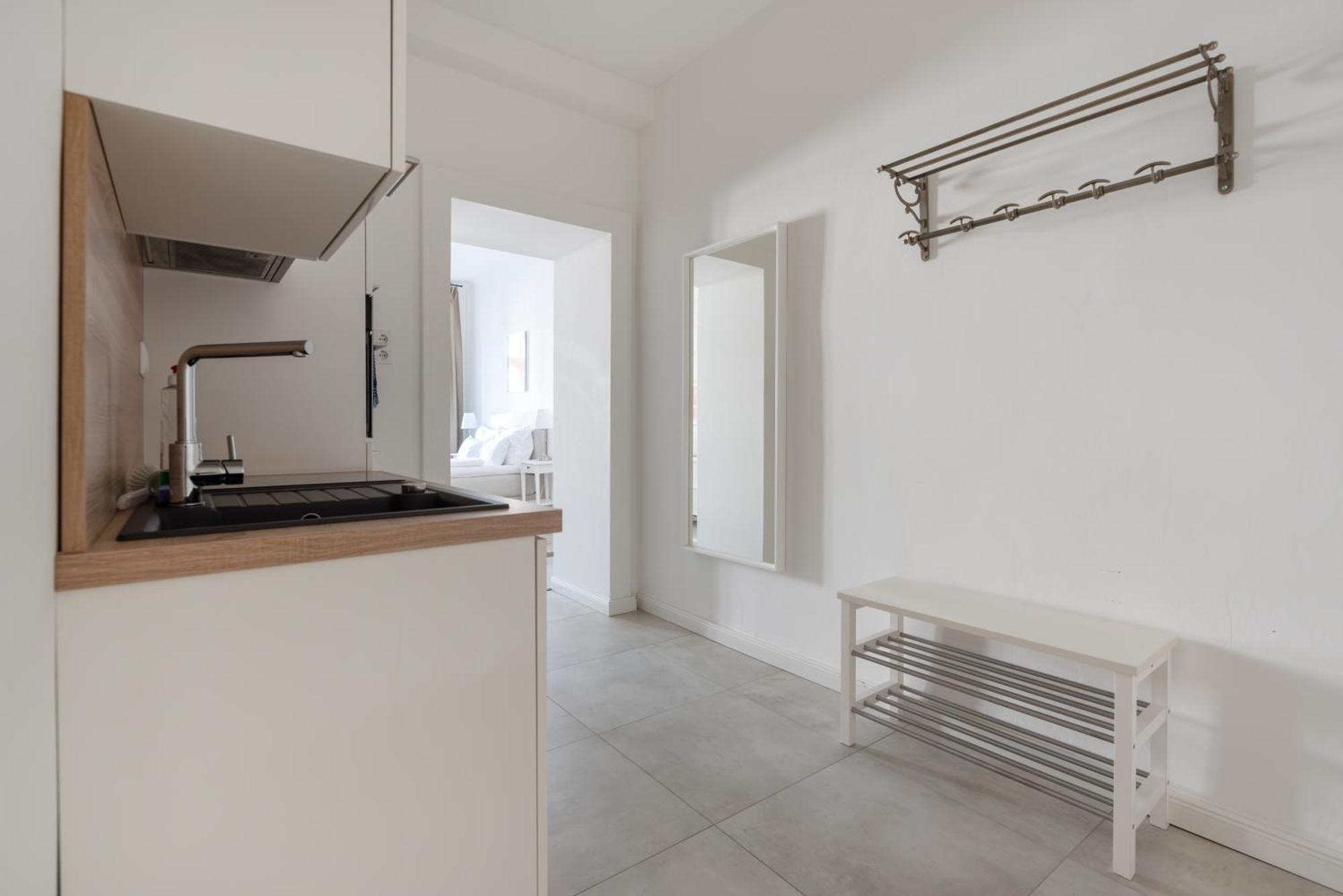 Studio Apartment Near University Вена Экстерьер фото